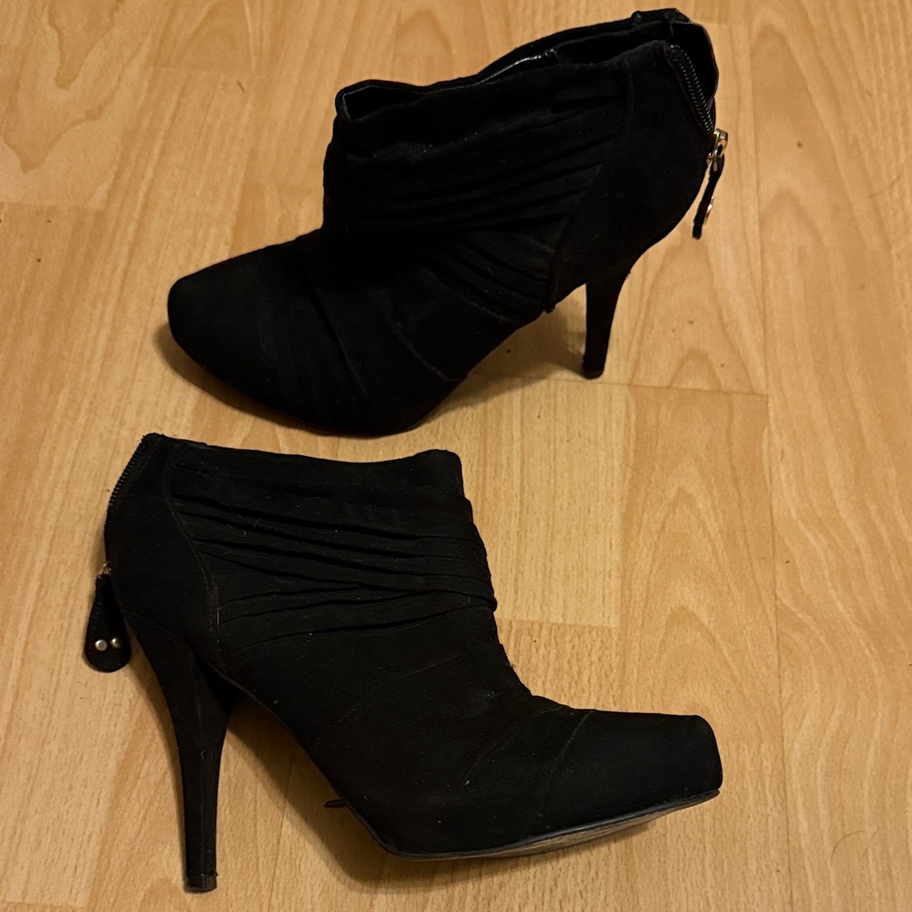 Guess Black Heeled Ankle Boots